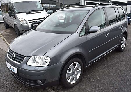 VW Touran Volkswagen Goal 2.0 FSI 7-SITZER*AHK*SITZHZ*ZAHNRIEMEN NEU
