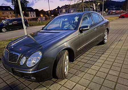 Mercedes-Benz E 320 CDI,204PS. AHK. VHB