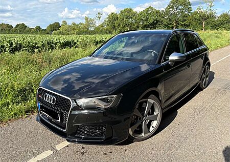 Audi RS3 Sportback S tronic