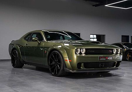 Dodge Challenger SRT Scat Pack