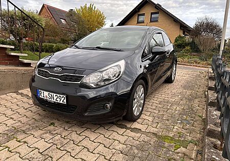 Kia Rio FIFA World Cup Edition *TÜV-NEU*