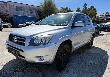 Toyota RAV 4 4 Executive*ALLRAD*KEYLESS*LEDER*