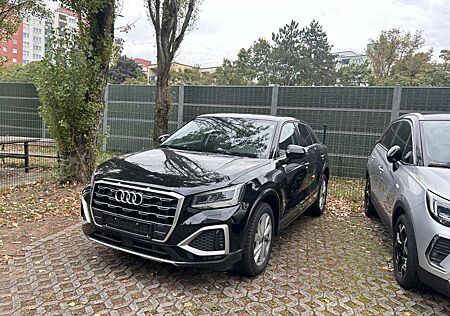 Audi Q2 35 TFSI advanced S tronic connect+SHZ+LED+