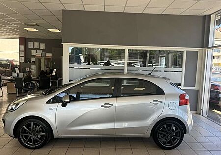 Kia Rio 1.2 Edition 7 Klima PDC 5 Türig Alu Fin.99-¤