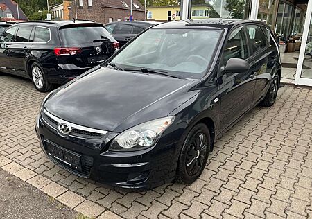 Hyundai i30 blue 1.4 TÜV 09/2027 Klima Allwetter AHK