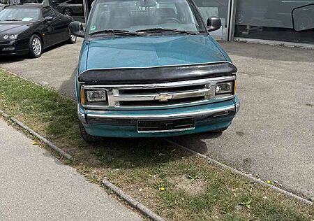 Chevrolet S-10