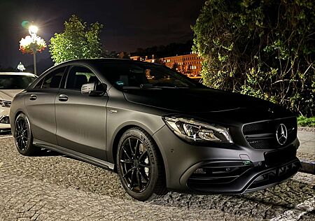 Mercedes-Benz CLA 45 AMG 3M DEAD BLACK MATT FOLIERT