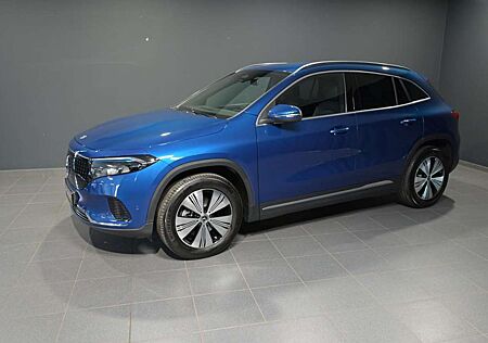 Mercedes-Benz EQA 250 LED/KAMERA/SHZ/DISTRONIC