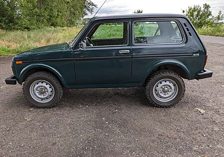 Lada Niva 1.7i Only Special