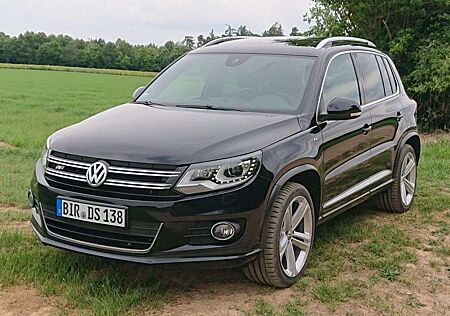 VW Tiguan Volkswagen R-Line Sport & Style 2.0 TDI 4Motion