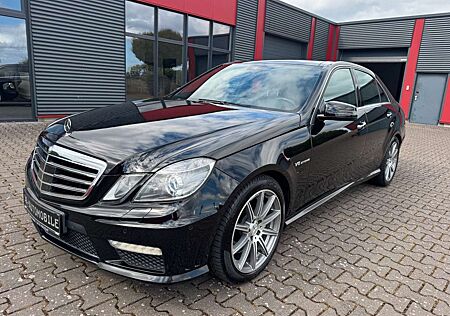 Mercedes-Benz E 63 AMG Panorama Exklusiv-Leder