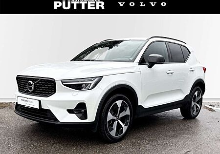 Volvo XC 40 XC40 B3 Benzin Plus Dark 19'' Allwetter ACC LED Harman