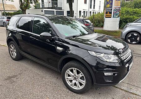 Land Rover Discovery Sport TD4 Aut. HSE 7-Sitze Glasdach AHK 8-fach bereift