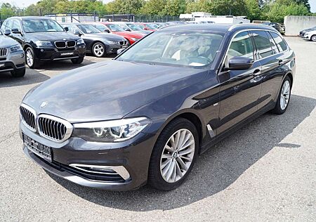 BMW 540 540i xDrive A T Luxury *Navi*AHK*Pano*Standhzg.