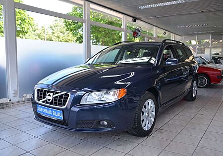 Volvo V70 D3 Kombi Momentum *AUTOMATIK*LEDER*NAVI*