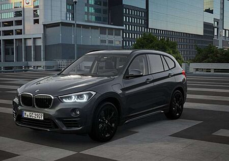 BMW X1 xDrive25e Sport Line Parkass. RFK 1. Hand