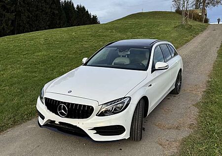 Mercedes-Benz C 400 4Matic T 7G-TRONIC AMG Line