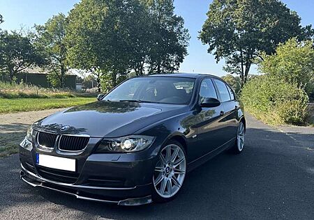 BMW 320i 320 E90 + 19 Zoll M-Felgen