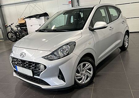 Hyundai i10 1.0 Select **Klima*SHZ*PDC*Tempomat*BT**