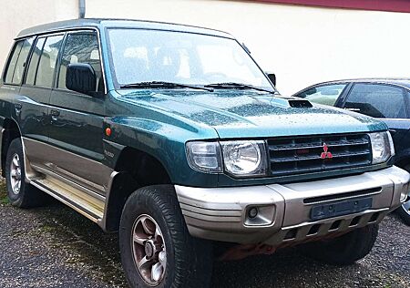 Mitsubishi Pajero 2.5 TD Classic