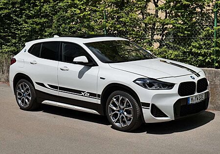 BMW X2 Baureihe xDrive 25 e Edition M Mesh