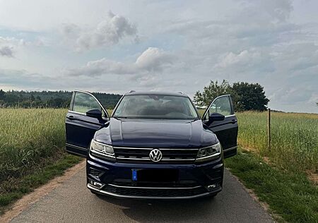 VW Tiguan Volkswagen Highline 4Motion AHK LED