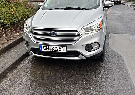 Ford Kuga 2.0 TDCi 2x4 Cool & Connect