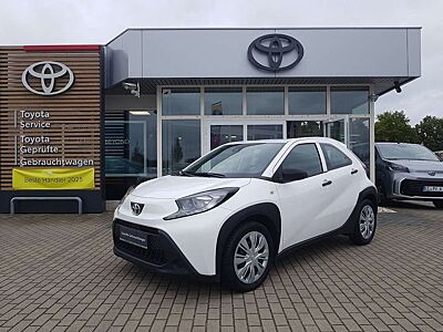 Toyota Aygo X auf Ganzjahresreifen, mit Einparksensoren hi