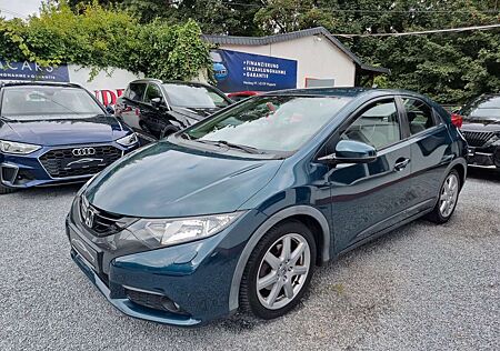 Honda Civic 1.4 KAMERA/ NAVI/ SITZHEIZUNG