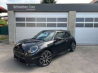 MINI Cooper SE JOHN COOPER WORKS XL HUD H&K ACC Pano
