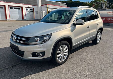 VW Tiguan Volkswagen Sport & Style*4Motion*Kamera*pano*S-AHK*