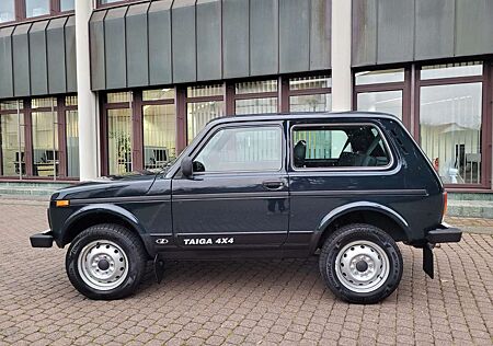 Lada Taiga 4x4 1 Hd-AHK-Euro 6