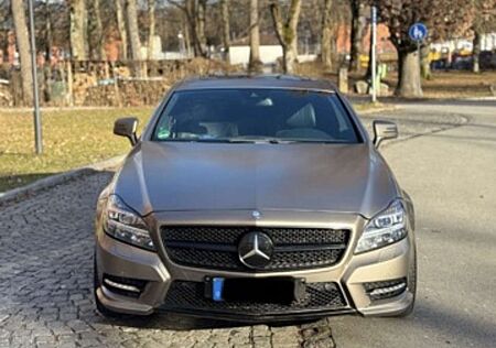 Mercedes-Benz CLS 350 CDI DPF 4Matic BlueEFFICIENCY 7G-TRONIC Edition 1