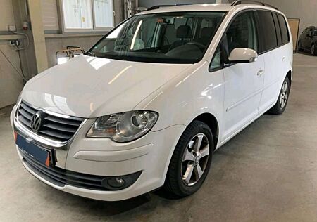 VW Touran Volkswagen 1.6 Trendline Navi Klima Preis inkl Neu Tüv