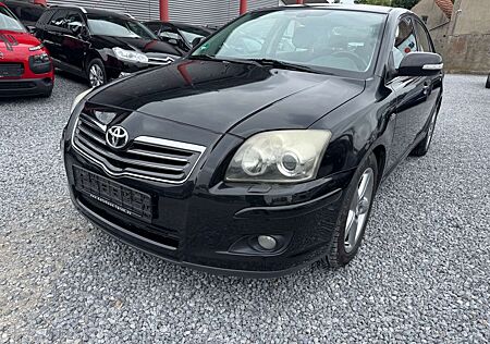 Toyota Avensis 2.2 D-CATLiftback / Executive