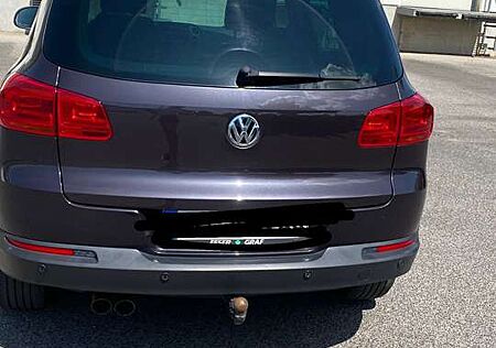 VW Tiguan Volkswagen Lounge Sport & Style BMT