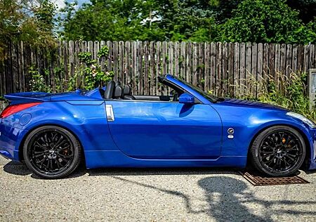 Nissan 350Z 350 Z Roadster Sporty Black Steering Wheel!