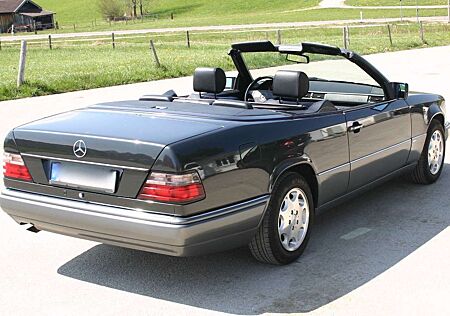 Mercedes-Benz E 220 CABRIO *MB-SERVICEHEFT*TOP*SOMMERFAHRZEUG