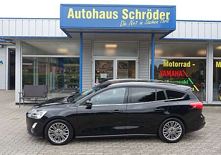 Ford Focus 2,0 EcoBlue 110kW Titanium / AHK abnehmbar