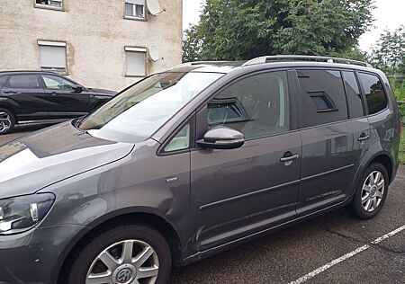 VW Touran Volkswagen 2.0 TDI DPF Comfortline
