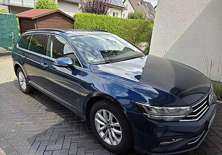 VW Passat Variant Volkswagen Business