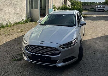 Ford Mondeo Turnier 2.0 TDCi Start-Stopp PowerShift-Aut