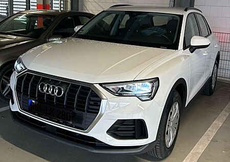 Audi Q3 35 TFSI S tronic