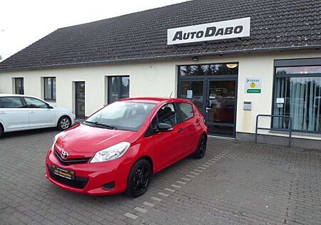Toyota Yaris Cool