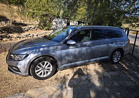 VW Passat Volkswagen 2.0 TDI SCR DSG Business