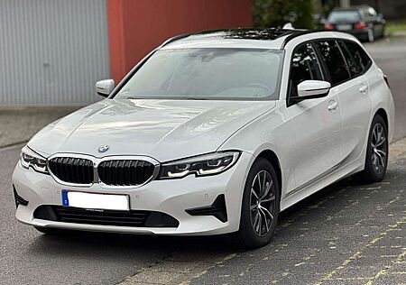 BMW 320d 320 Touring Aut. Advantage