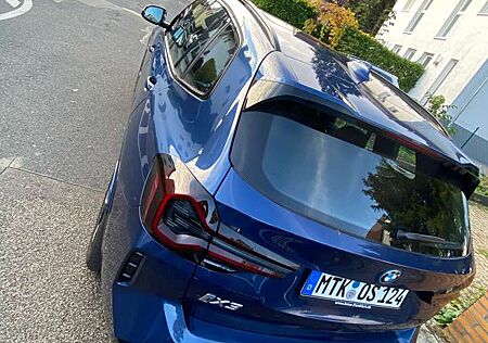 BMW iX3 M Sport Voll + Voll Impressive