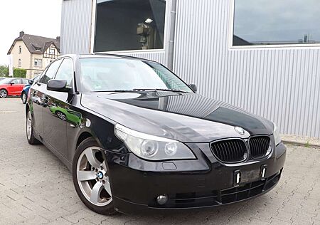 BMW 525i 525 / VOLL-LEDER / XENON, TEMPOMAT,SHZ,PDC-V+H