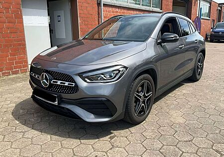 Mercedes-Benz GLA 200 AMG Line