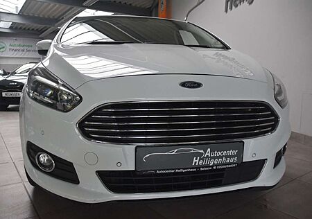 Ford S-Max Titanium Automatik LED Kamera AHK